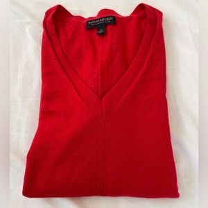 Banana Republic Red 100% Wool Short Sleeve V-neck Sweater